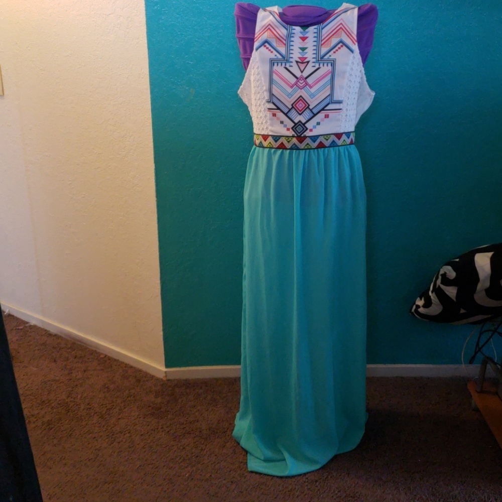 Sleeveless Maxi dress
